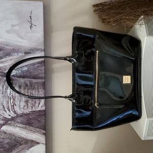 Dooney & Bourke bag